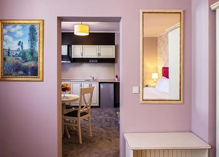 Отель Antica 3*